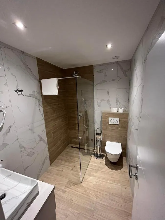 H&H Rooms Rovinj - Adults Only