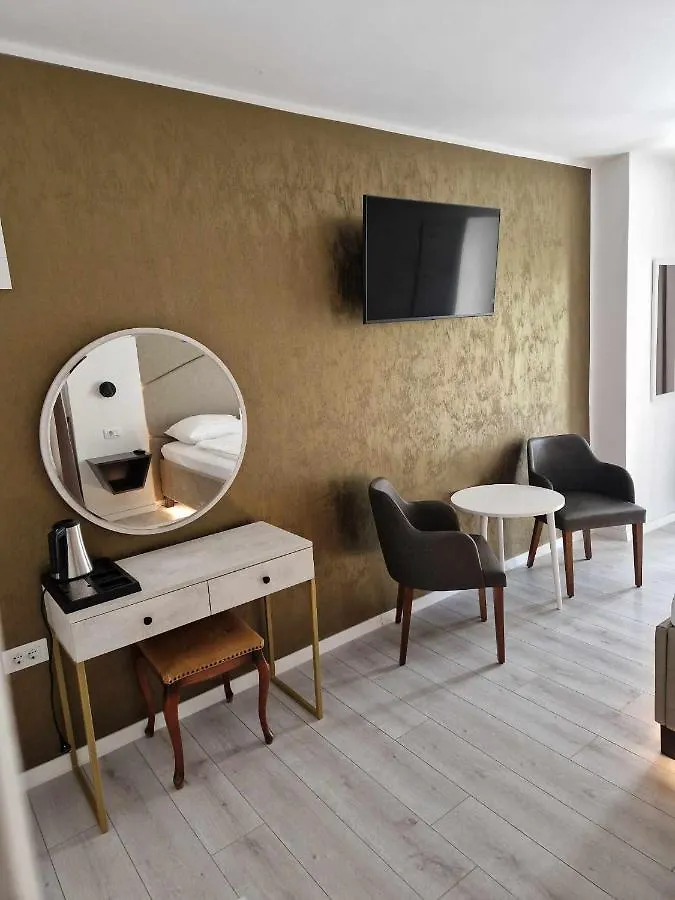 H&H Rooms Rovinj - Adults Only 0*,