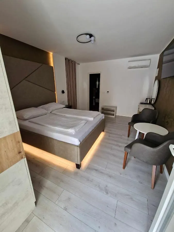 H&H Rooms Rovinj - Adults Only