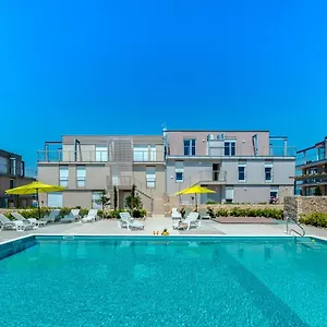 https://isola-bella-pag.hotelinzadar.com