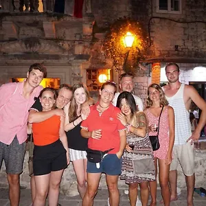 https://hostel-marina-trogir.hotels-in-trogir.com